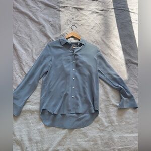 Everlane Must-Have Shirt in Washable Silk - French Blue